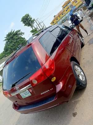 A picture of Registered Toyota siena
