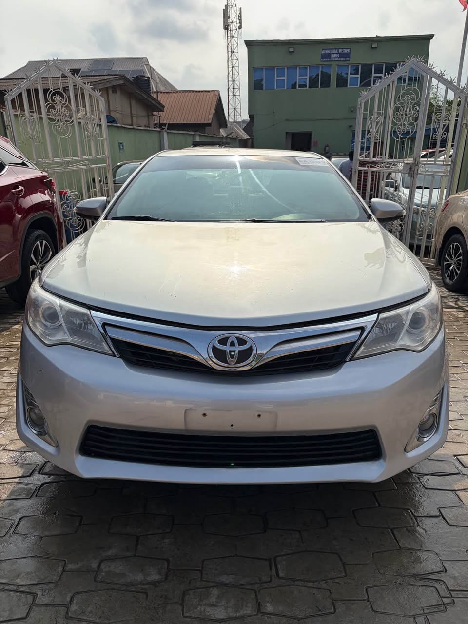 A picture of 2012 Toyota camry