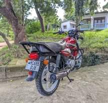 A picture of TVS 125 TZS 850 000 NIPIGIE 0696795992