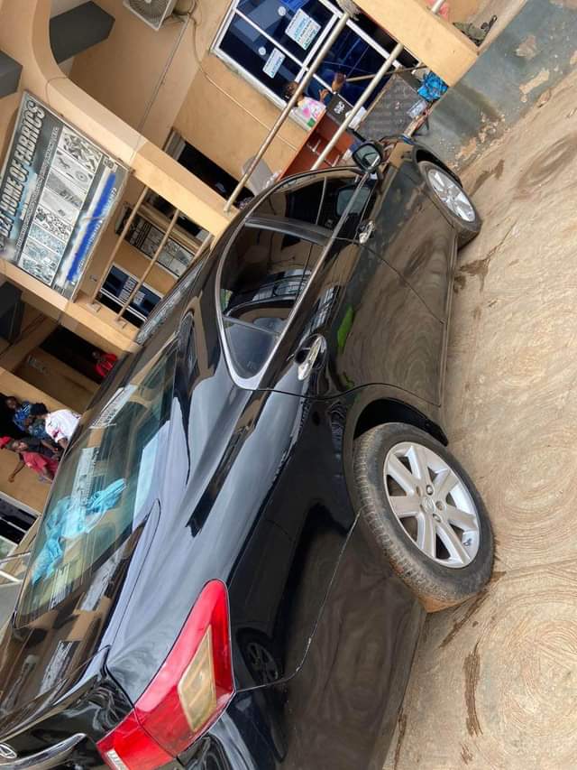 A picture of Clean used Lexus Es350