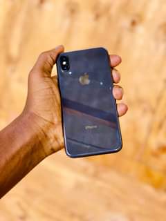 A picture of iphone x