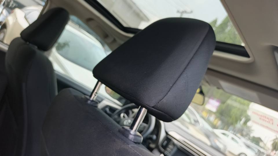 A picture of 2015 Toyota rav4