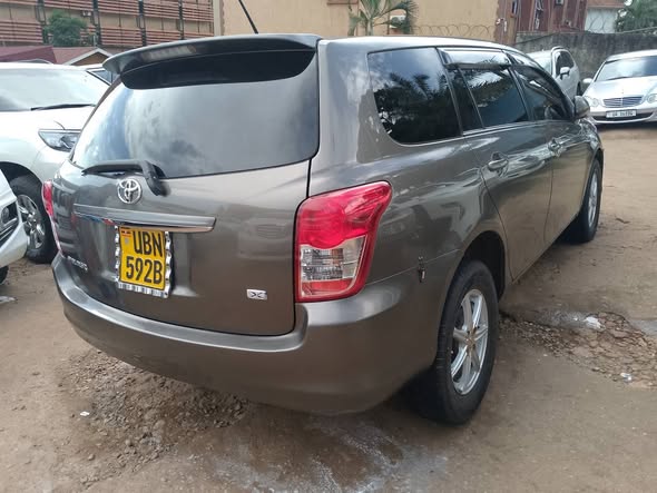 A picture of Fielder Model 2011 For Sale 0704482571 Call Whatsapp