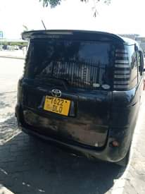 A picture of Toyota Sienta