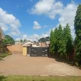 A picture of 5 bedroom house on Sale