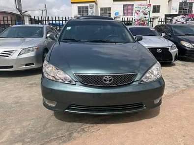 A picture of REGISTERED 2005 2006 TOYOTA CAMRY SPORT Extremely Clean CD player