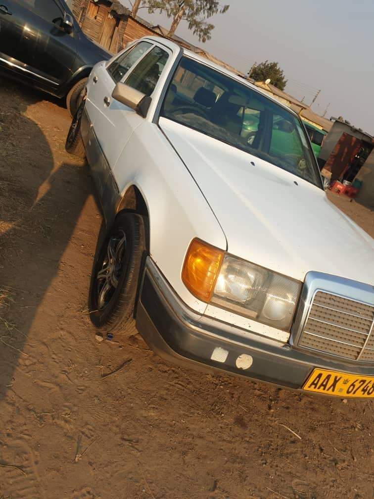 classifieds/cars mercedes