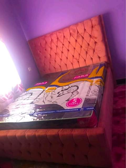 A picture of Kitanda na godoro