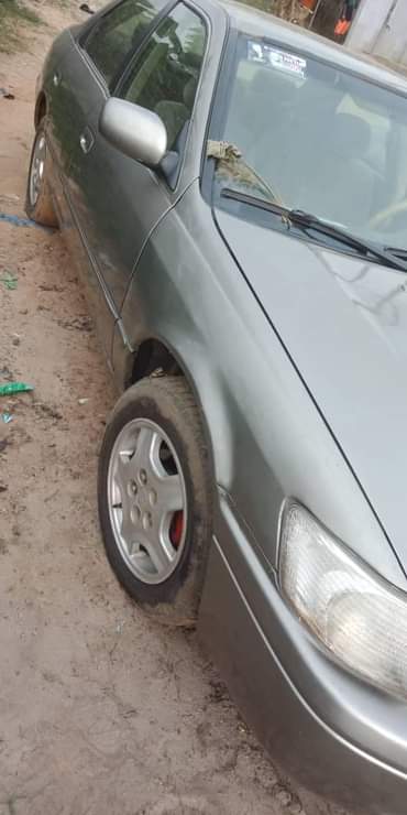 A picture of Gimme 1 550m for this Camry It s in okay