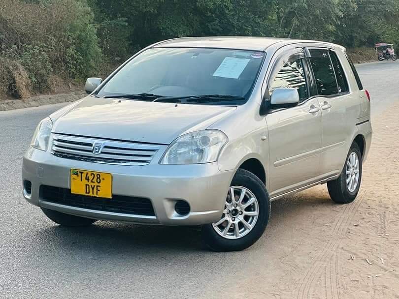 A picture of Toyota raum