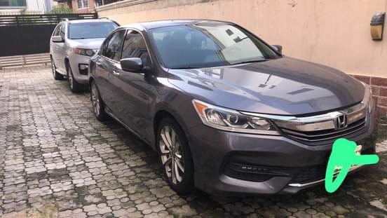 A picture of 2017 Honda accord LX trim