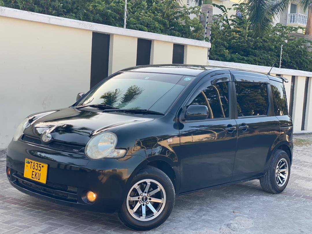A picture of TOYOTA SIENTA MPYAA