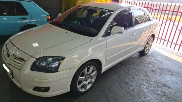 used toyota avensis
