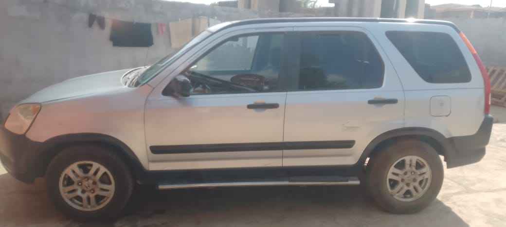 A picture of 2004 fairly used Honda CR V