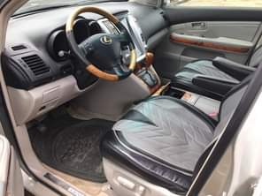 A picture of LEXUS RX 330 MODEL 2006 Accident free Catalyst intact Duties