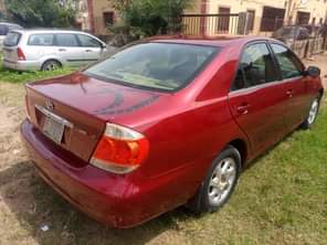 A picture of Toyota Camry 2004 Sound engine Neat exterior Neat interior Price