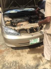 A picture of Toyota Camry 2003 big daddy gold
