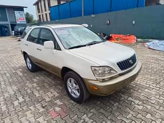 A picture of NEATLY USED RX300 VERY SHARP