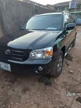 A picture of Toyota highlander