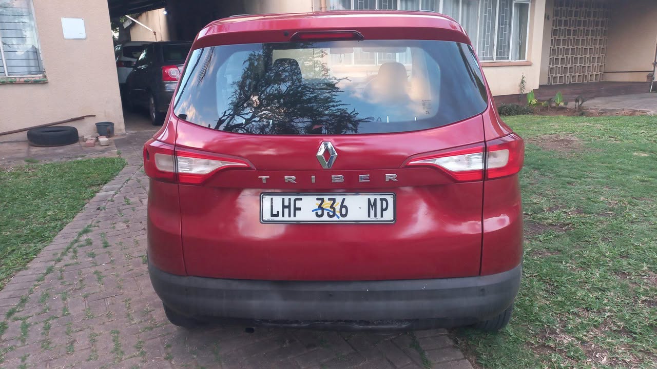renault triber