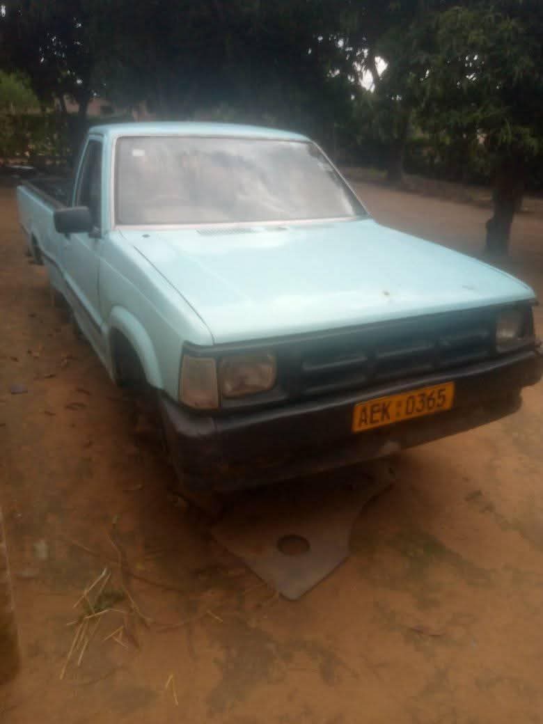 classifieds/cars mazda