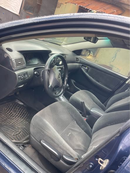 A picture of 07 Toyota Corolla S