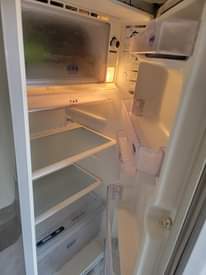 A picture of Fridge for sell