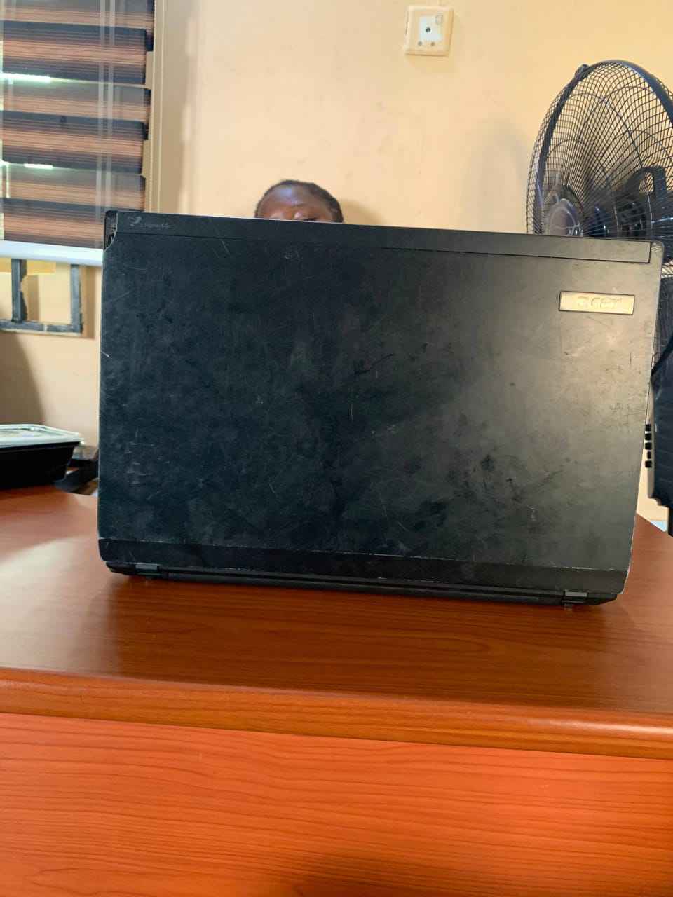 A picture of UK USED ACER LAPTOP FOR SALE FAST DEAL