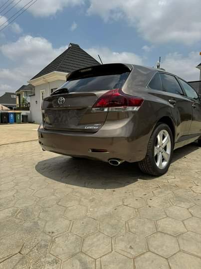 A picture of Toyota venza full option thumbstart everything working perfectly 11.8m to