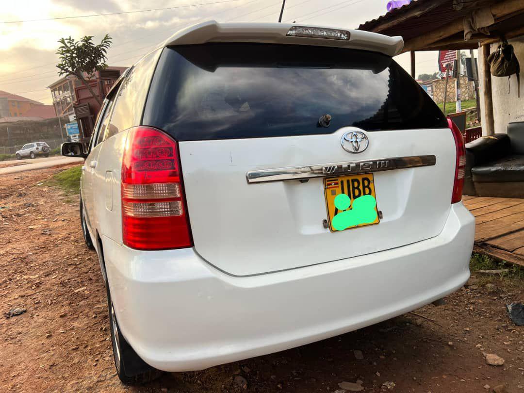 A picture of Toyota wish