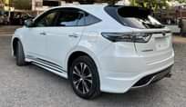 A picture of TOYOTA HARRIER GS