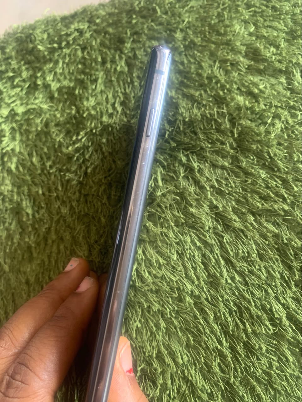 A picture of Samsung S10