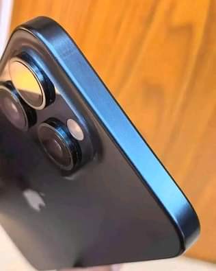 A picture of Iphone 14pro max call WhatsApp 0702378741
