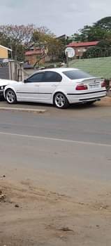 A picture of Bmw 330i