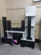 A picture of Sabufa spika 5 Bluetooth na remote ipo 185000 Location mlimani