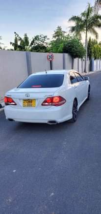 A picture of TOYOTA CROWN ATHLETE 2008