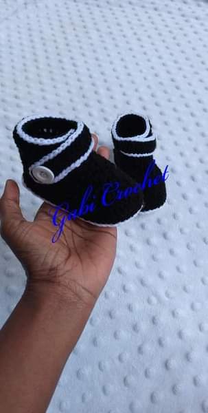 A picture of UGX 25 000 IDD FOOTWEAR FOR YOUR BABY SON 0