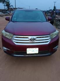 A picture of Toyota Highlander upgrading 07 to 213