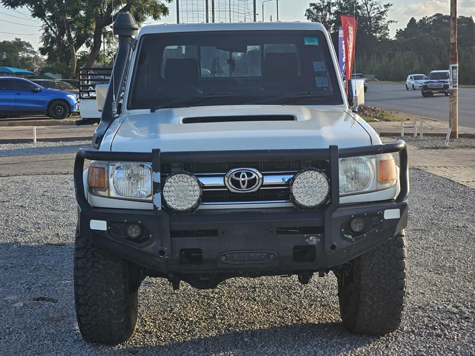 toyota land cruiser