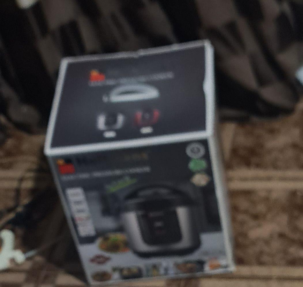 A picture of Hoffmans electric pressure cooker