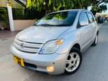 A picture of TTOYOTA IST