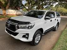 used toyota hilux