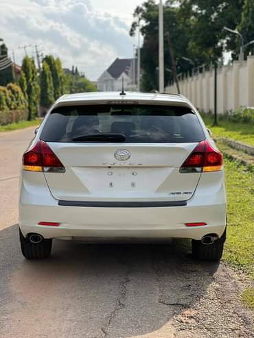 A picture of For sale 2014 Toyota venza Duty Double pano Keyless Price