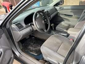A picture of 2005 TOYOTA CAMRY