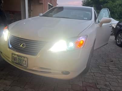 lexus