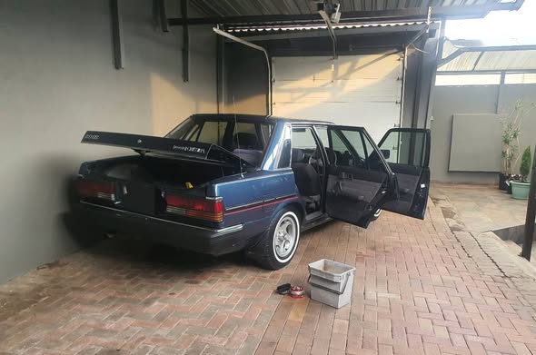 toyota cressida