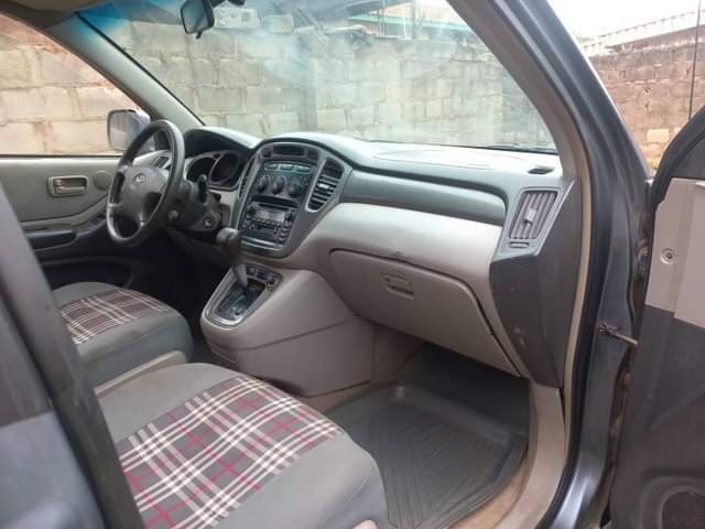 A picture of 2001 Toyota highlander