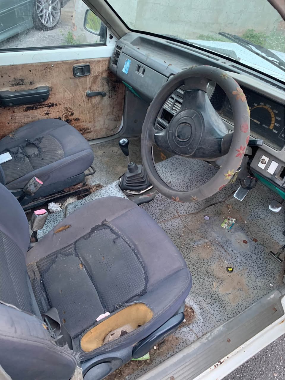 mazda b1600
