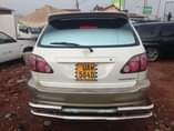 A picture of Toyota Harrier 2 2cc