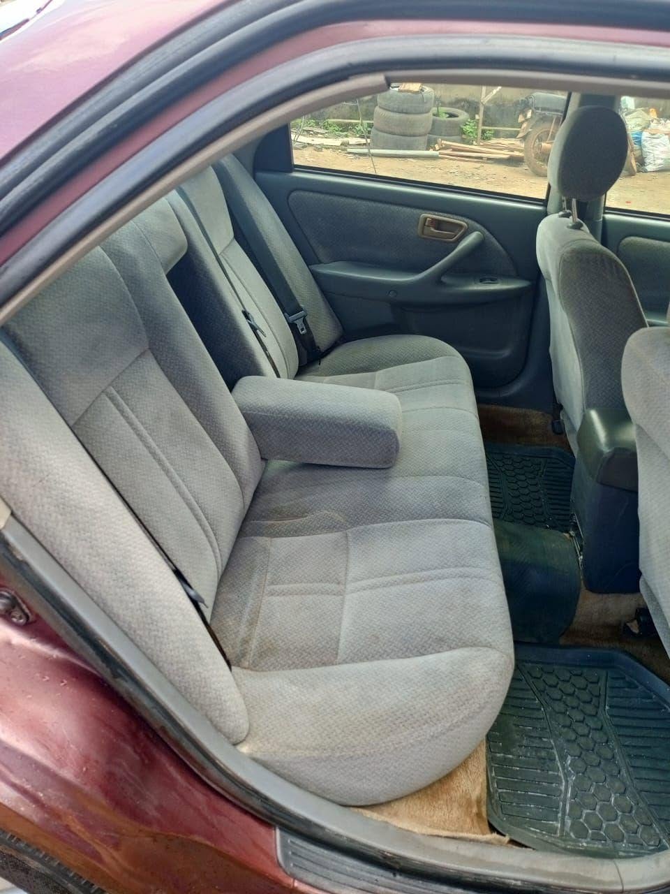 A picture of TOYOTA CAMRY AKA DROP LIGHT
